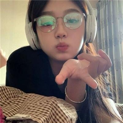噢,亲爱的莫妮卡